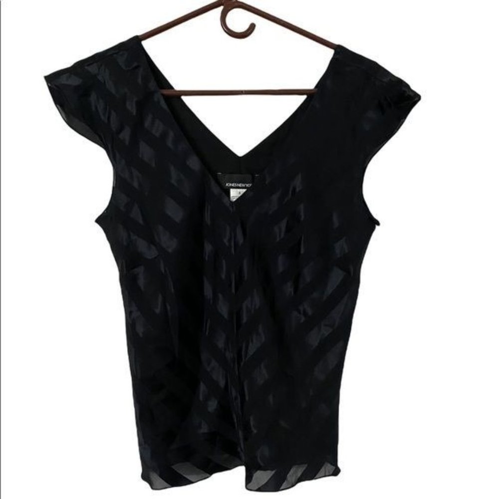 Jones of New York Sleeveless Vneck Top Size 6 Black